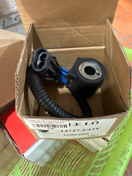 RƠ LE LỖ 13*H37.5 12V  TRÒN CÓ DÂY BH3 T
