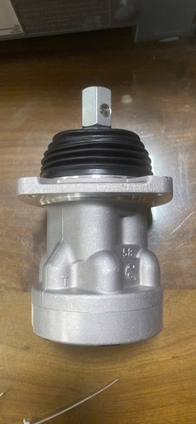 CỤM TAY TRANG SK200-3/7/8 SK135-8 7 ĐƯỜNG DẦU ĐÍT TRÒN KO TAY NẮM - HAIYE TỐT