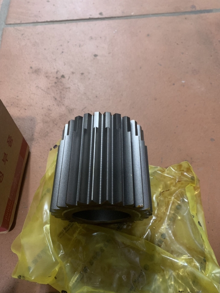 BÁNH RĂNG GIỮA QTTD DH200-5 26R 48*87*82 - TM KOREA