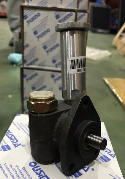 BƠM TAY KHÁC DỌC TRÁI 6BG1 ZX225 / XE LU BAILLET