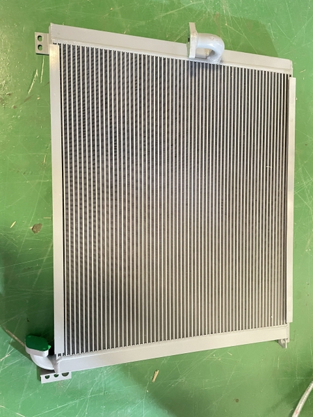 KÉT DẦU THUỶ LỰC PC450-6 1140*910 NHÔM