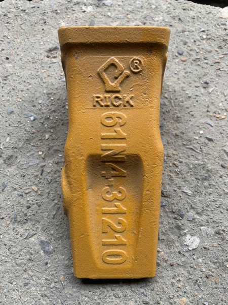 RĂNG ĐẤT R1400-9 61N4 RICK