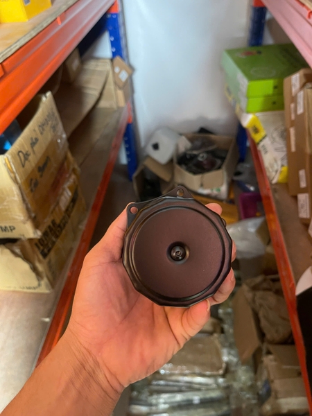 NẮP BÌNH DẦU THUỶ LỰC  S130/ S200 EX200-1 -( LỌC BÊN TRONG ST40099) LB