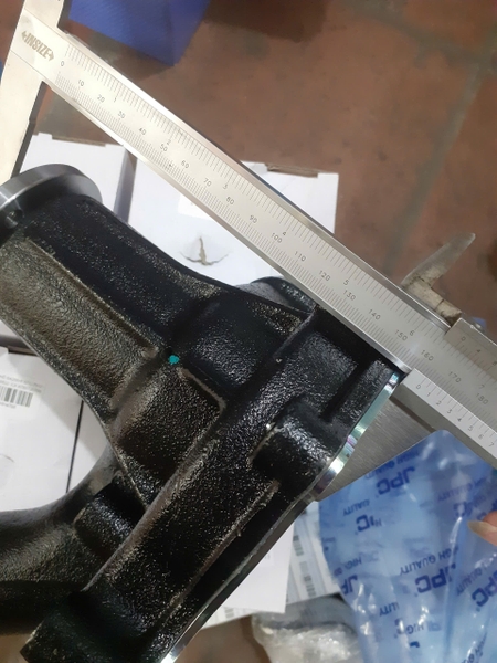 BƠM NƯỚC 6BG1T EX200-5 6 LỖ CAO 165 (4BG1 SK135 ) - JPC TỐT
