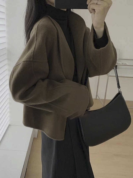 Áo khoác dạ kèm chân váy xòe Tuvada - ADN71