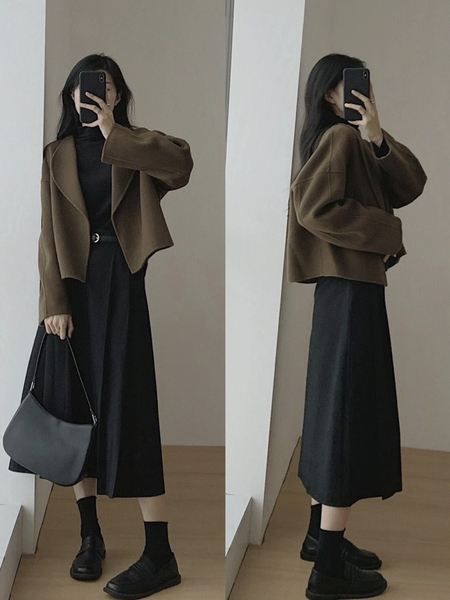 Áo khoác dạ kèm chân váy xòe Tuvada - ADN71