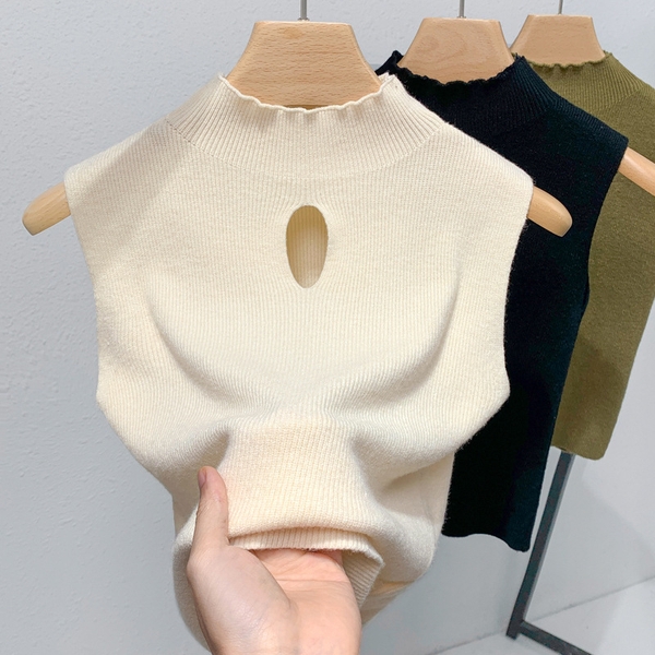 Áo len croptop cổ 3 phần khoét ngực Tuvada  -AGK75