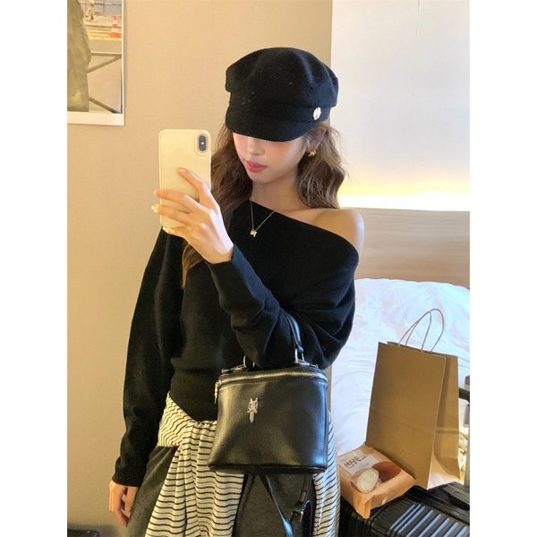 Áo trễ vai sang chảnh tiểu thư dệt kim Tuvada - LLV58