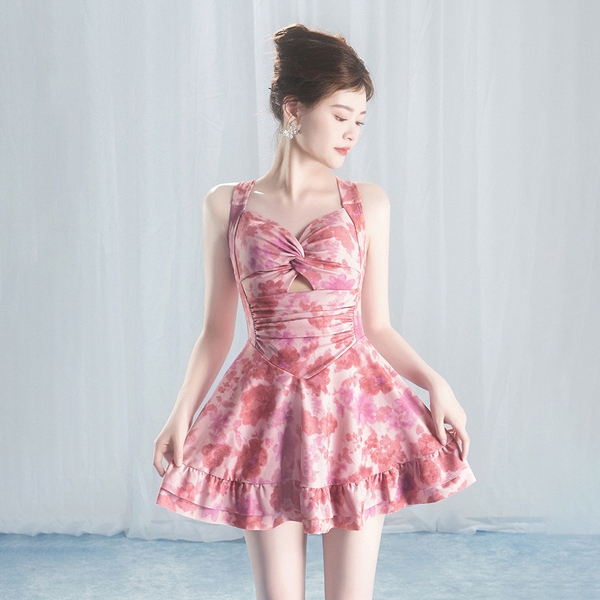 Bikini 1 mảnh họa tiết hoa trendy Tuvada - BBD109