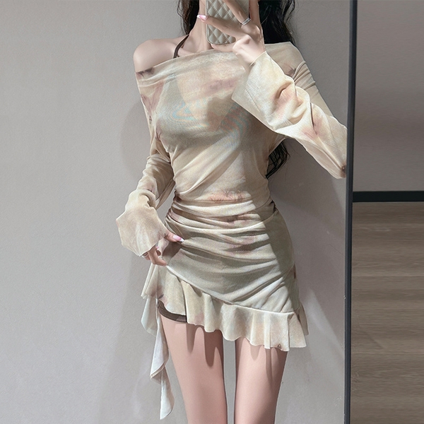 Bikini 2 mảnh kèm áo khoác ngoài kín đáo Tuvada - BLN168