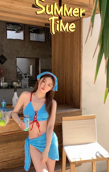 Bikini 3 mảnh tặng kèm khăn tôn dáng tôn da dễ mặc Tuvada - BXK167