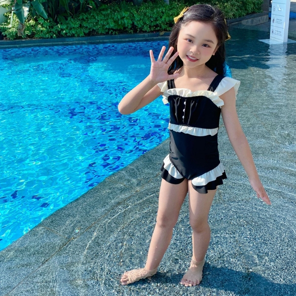 Bikini cho bé gái bánh bèo kín đáo Tuvada - BDN116