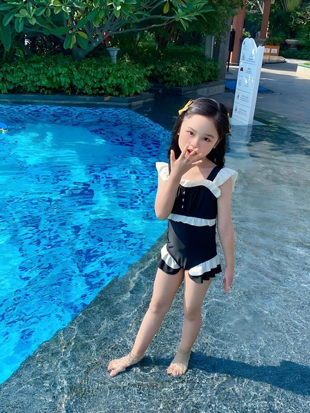 Bikini cho bé gái bánh bèo kín đáo Tuvada - BDN116