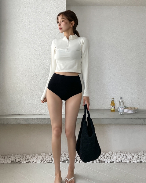 Set đồ bơi nữ kèm áo khoác ngoài kín đáo cao cấp Tuvada - B3M144