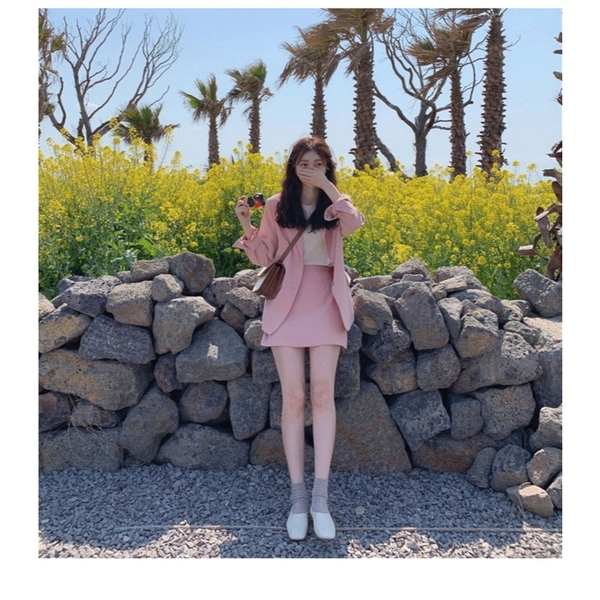 Áo blazer nữ phối chân váy ngắn Tuvada, set vest nữ basic, set áo blazer chân váy - SVN132