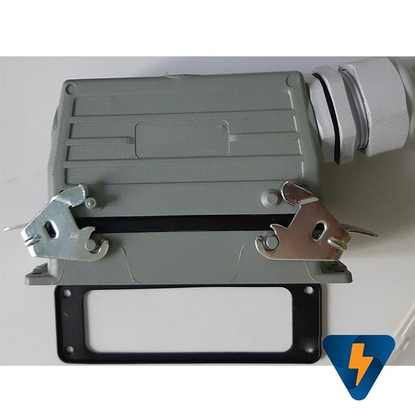 Giắc cắm (jack cắm) 24 chân 16A vuông