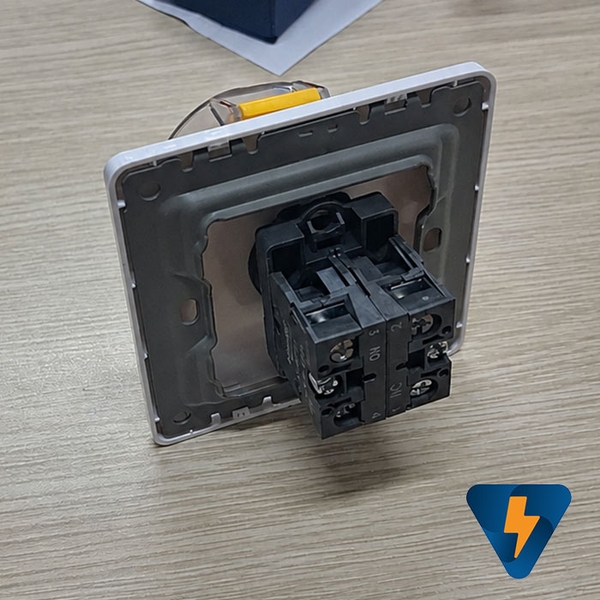 Emergency stop button gắn đế âm tường