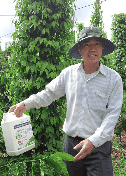 Bà Con Nông Dân Tin Dùng Sản Phẩm Của ORGAFARM