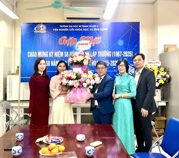 GẶP MẶT THÂN TÌNH NGUYÊN CÁN BỘ, VIÊN CHỨC, NGƯỜI LAO ĐỘNG VÀ NGƯỜI HỌC NHÂN DỊP KỶ NIỆM 58 NĂM THÀNH LẬP TRƯỜNG ĐHSP HÀ NỘI 2, 50 NĂM ĐÀO TẠO TẠI XUÂN HÒA