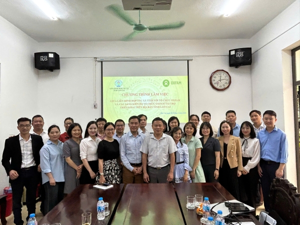 [VIỆN NCKH&ƯD THAM GIA CHƯƠNG TRÌNH LÀM VIỆC GIỮA LIÊN MINH HỢP TÁC XÃ VỚI OXFAM VÀ CÁC SÁNG KIẾN TRIỂN KHAI TẠI LÀO CAI]