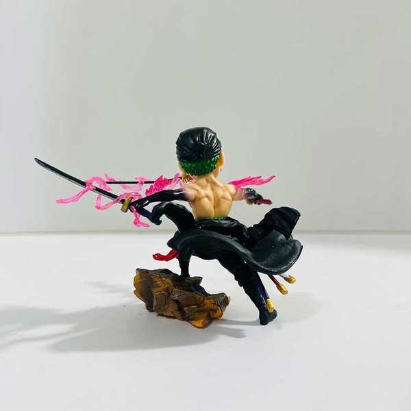 MÔ HÌNH ZORO CHIBI CỰC NGẦU