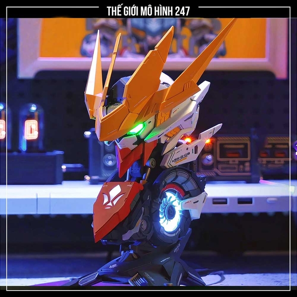 MÔ HÌNH LẮP RÁP BARBATOS HEAD BUST (CÓ LOA + ĐÈN + DECAL NƯỚC)