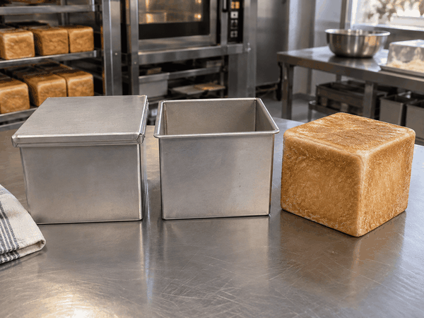 Khuôn sandwich 450g có nắp: Kích thước, công dụng và cách chọn