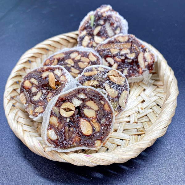 Mứt Chuối Phồng (Kẹo Chuối) Đồng Tháp – Dẻo Thơm, Giòn Bùi, Ít Ngọt