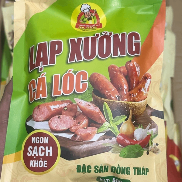Lạp Xưởng Cá Lóc Đồng Tháp – Ít Mỡ, Không Tanh, Dai Ngon Đậm Vị