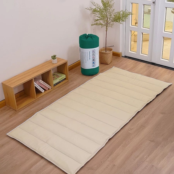Đệm Topper Vàng Ấm Áp Ice Silk Êm Ái Dễ Chịu 90x190m