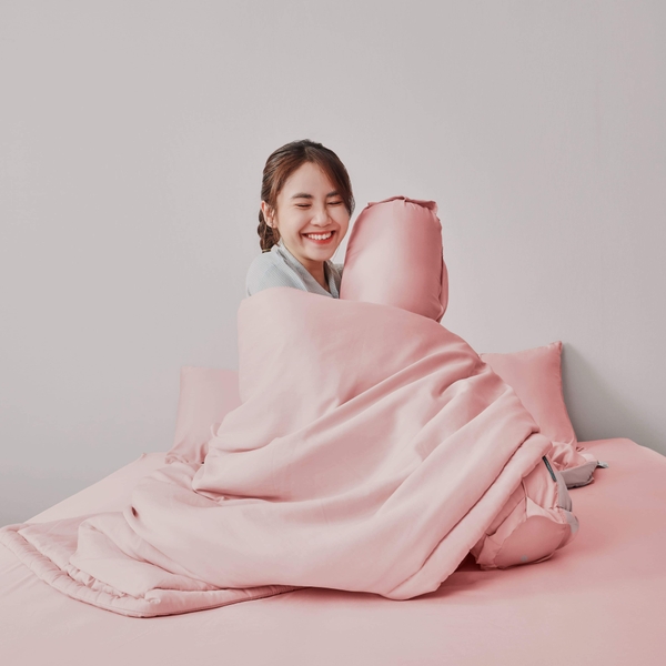 Chăn Mền Chần Bông Ice Silk Ửng Hồng Ấm Áp Nâng Niu Giấc Ngủ Của Bạn