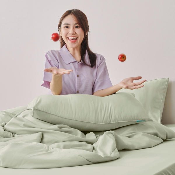 Chăn Mền Chần Bông Ice Silk Xanh Thầm Thì Ấm Áp Nâng Niu Giấc Ngủ Của Bạn