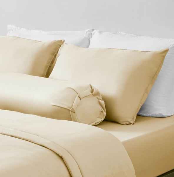 Bộ Chăn Ga Gối Vàng Ấm Áp Chagota Bedding Mềm Mịn, Mát Lạnh Cao Cấp Thoáng Mát Cho Gia Đình Bạn 2m2