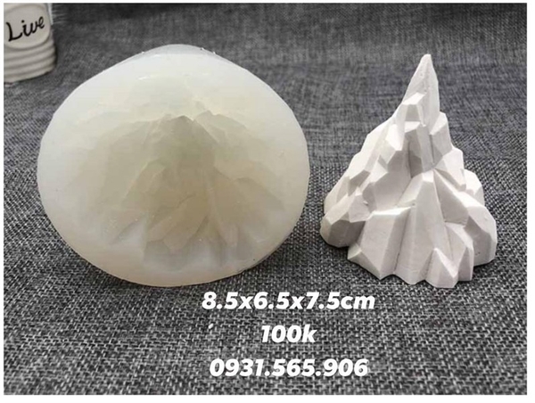 Khuôn Silicon - Ngọn Núi - Chóp 7.7x7.2cm