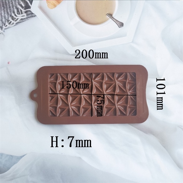Khuôn Silicon - Viền VN - 17x8cm - VN09 - Tam Giác