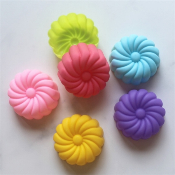 [10 cup] Khuôn Silicon - Cup Set 5cm - M33 - Chấm Xoay