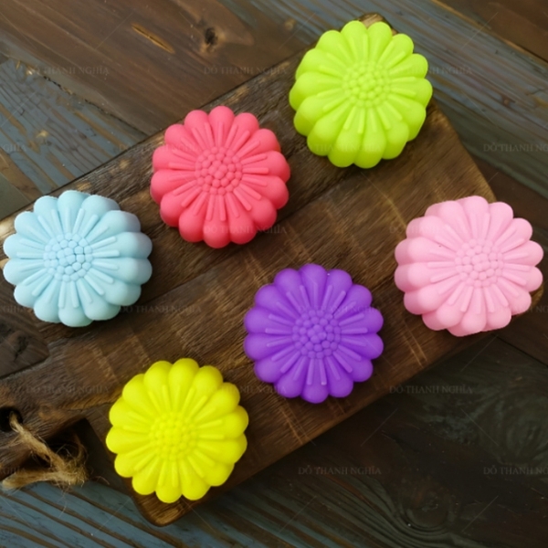 [10 cup] Khuôn Silicon - Cup Set 5cm - M52 - Cúc Tia
