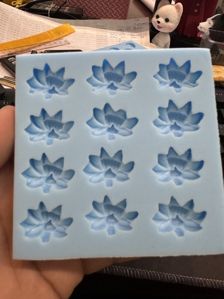 Khuôn Silicon - Hoa Sen Nhỏ 2.5cm 12c