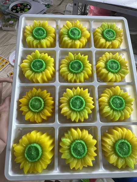 [10 cup] Khuôn Silicon - Cup Set 5cm - M92 Hướng Dương