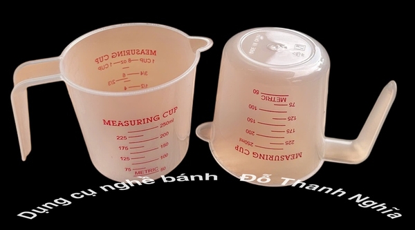 Dụng Cụ - Ca Đong Nhựa 250ml