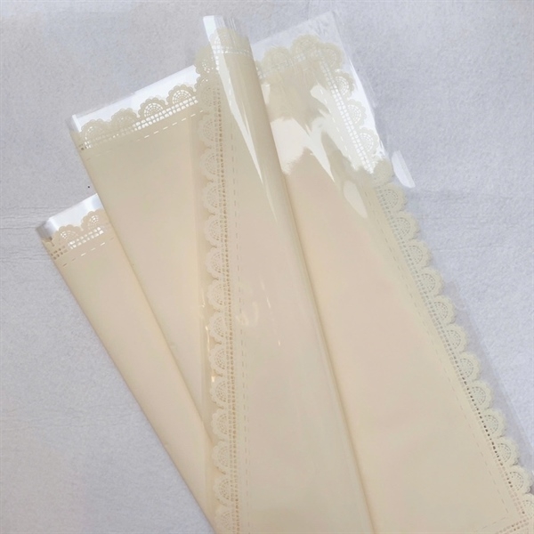 Giấy Bó Hoa Gói Hoa Viền Ren 20 Tờ Sấp - Hồng Baby