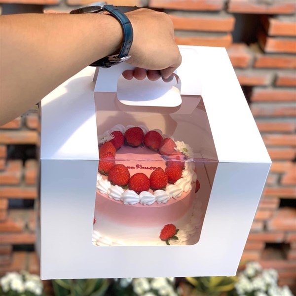 Hộp Giấy - Vuông Mặt Kiếng - 17x17cm cao 15cm