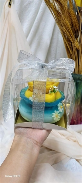 Hộp Mika - 1 Bánh Lót Vuông Đế Giấy Vàng - 1 Ngăn - 10x10cm Cao 10cm