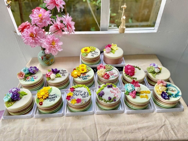 Hộp Nhựa - Vuông JHL14 - 13cm Đế Trắng