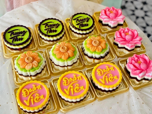 Hộp Nhựa - Vuông XY10 - 10x10cm Cao 5.5cm  Đế Đen