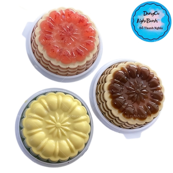 Khuôn Cơm Nhựa - Xôi - Thạch 18-21cm - CN08 - Mai Chấm Tia Nhỏ