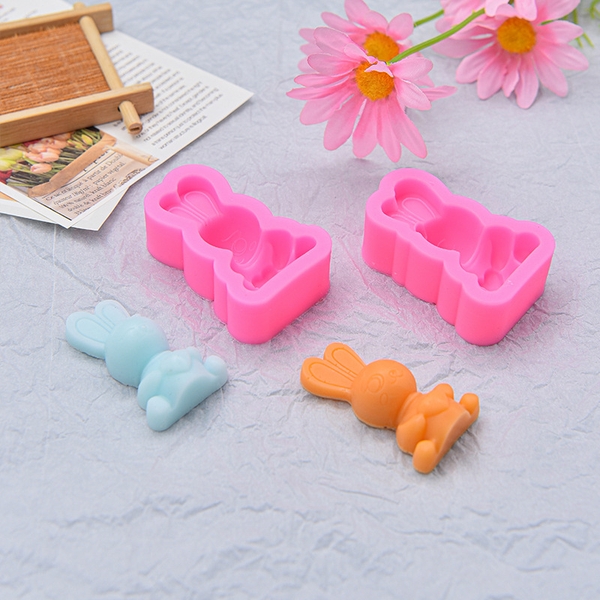 Khuôn Silicon - Động Vật - Con Thỏ Tim 5.4cm