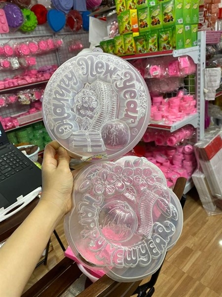 RNL55 - Khuôn Nhựa RCT - 20cm - Happy New Year Pháo Lồng Đèn Hoa Mai