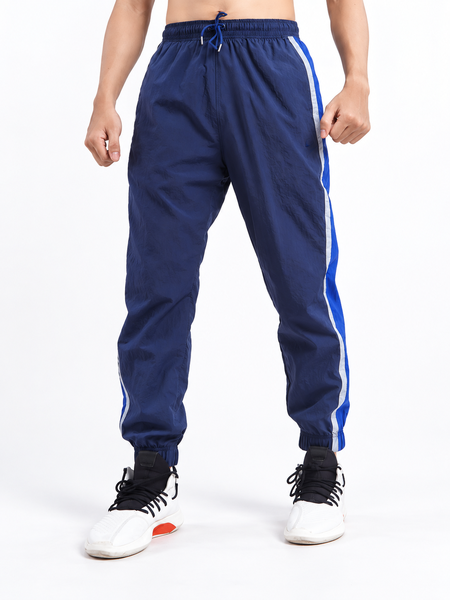 Quần Dài NK Seasonal Woven Sweatpants