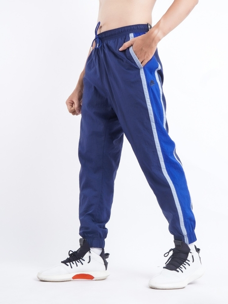 Quần Dài NK Seasonal Woven Sweatpants